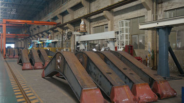 China Lange het bereikboom van de graafwerktuigvrachtwagen die voor mijnbouwmachines wordt gebruikt leverancier